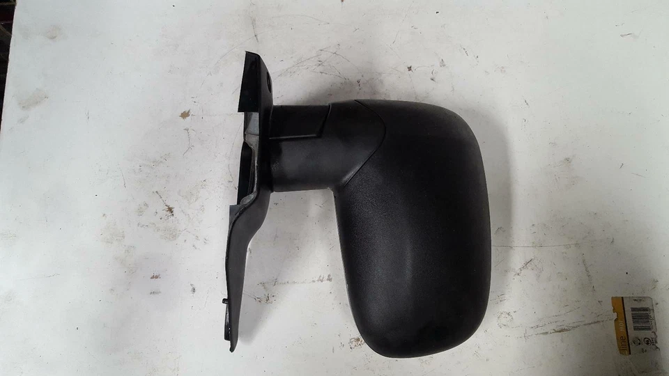Ford Transit Right Hand Manual Mirror, 05/1996-09-2000 - image 3 of 3