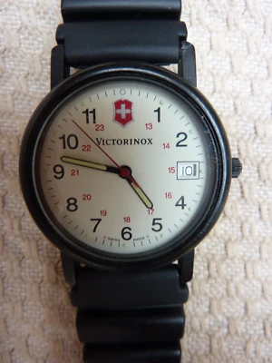 Victorinox Serie "Jura" von 1995 HAU Quarz Armband schwarz 1x getragen neuwertig - Bild 1 von 4
