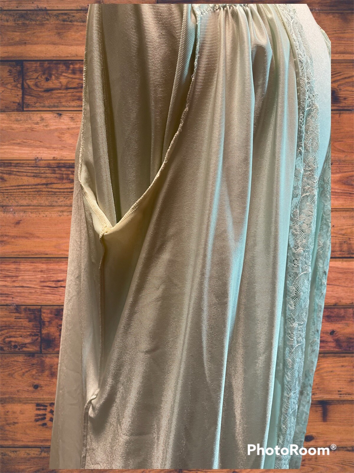 Vintage Medium OLGA Robe Full Sweep Classic Nightgown… Gem