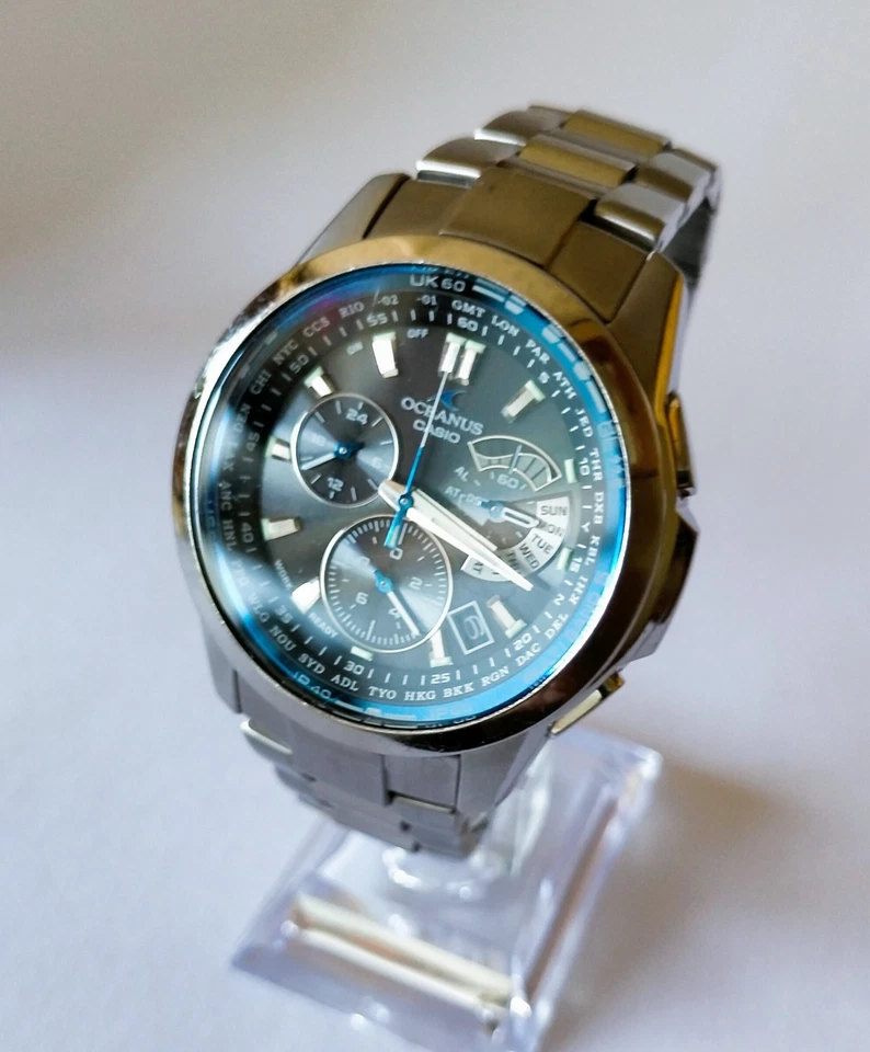 卡西欧 Oceanus OCW-M700 钛男士腕表太阳能腕表 18 厘米/7.06 英寸 — 第 2/4 张图片