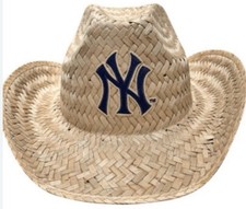 NEW YORK YANKEES COWBOY HAT SGA 7/30/2025 MLB BASEBALL BUDWEISER IN HAND