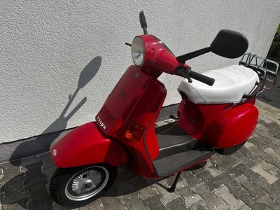 Vespa Cosa 200 Bj. 1993 Rot - Bild 1 von 4