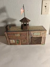 MARX Fort Apache Tin Litho US Calvary Supply Building Vintage Toy, With Flag
