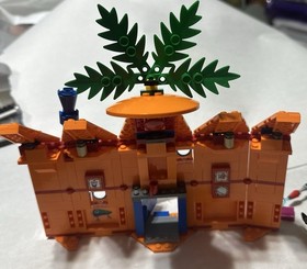 LEGO SpongeBob Set: Good Neighbors at Bikini Bottom 3834 Complete NO Minifigure