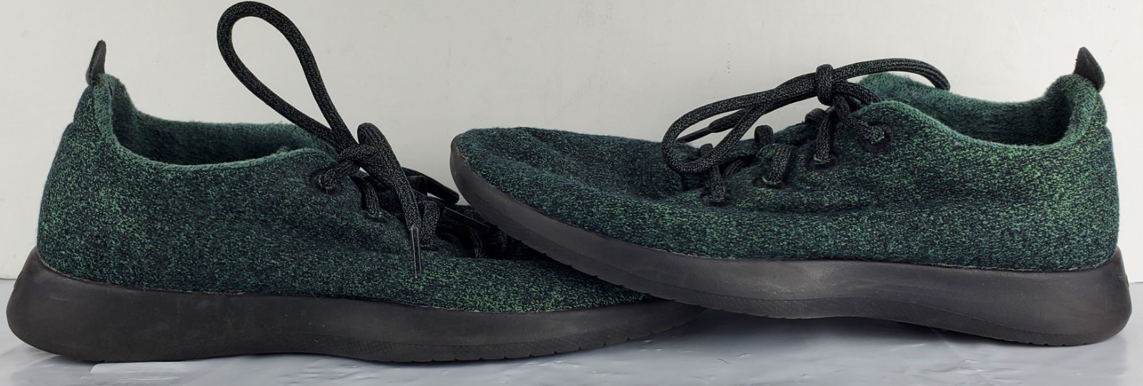 SAOLA Scarpe sneakers Allbirds uomo lana merino runner con suola nera taglia 9 ottime condizioni