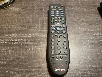 Motorola DRC800 4 in 1 Universal Remote Control with Batteries and manual