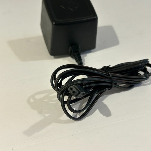 Vintage Texas Instruments TI Calculator Power Adapter - Model AC 9132 - Picture 5 of 5