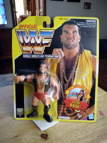 Razor Ramon Hasbro 1993 Wrestling Figure Yellow Ca...