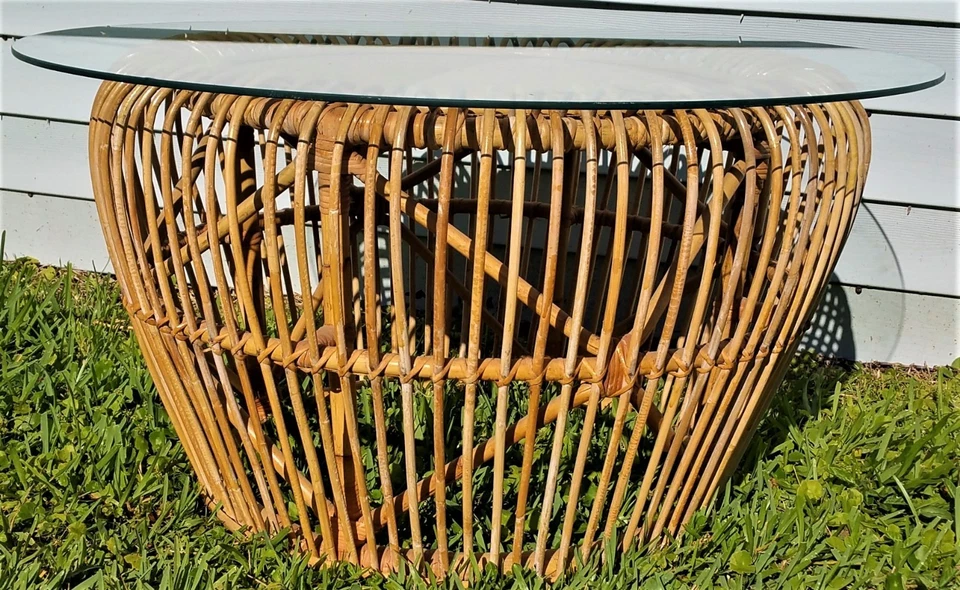 Mesa de centro FRANCO ALBINI estilo MCM bambú ratán mimbre madera curvada con vidrio Foto 4 de 4