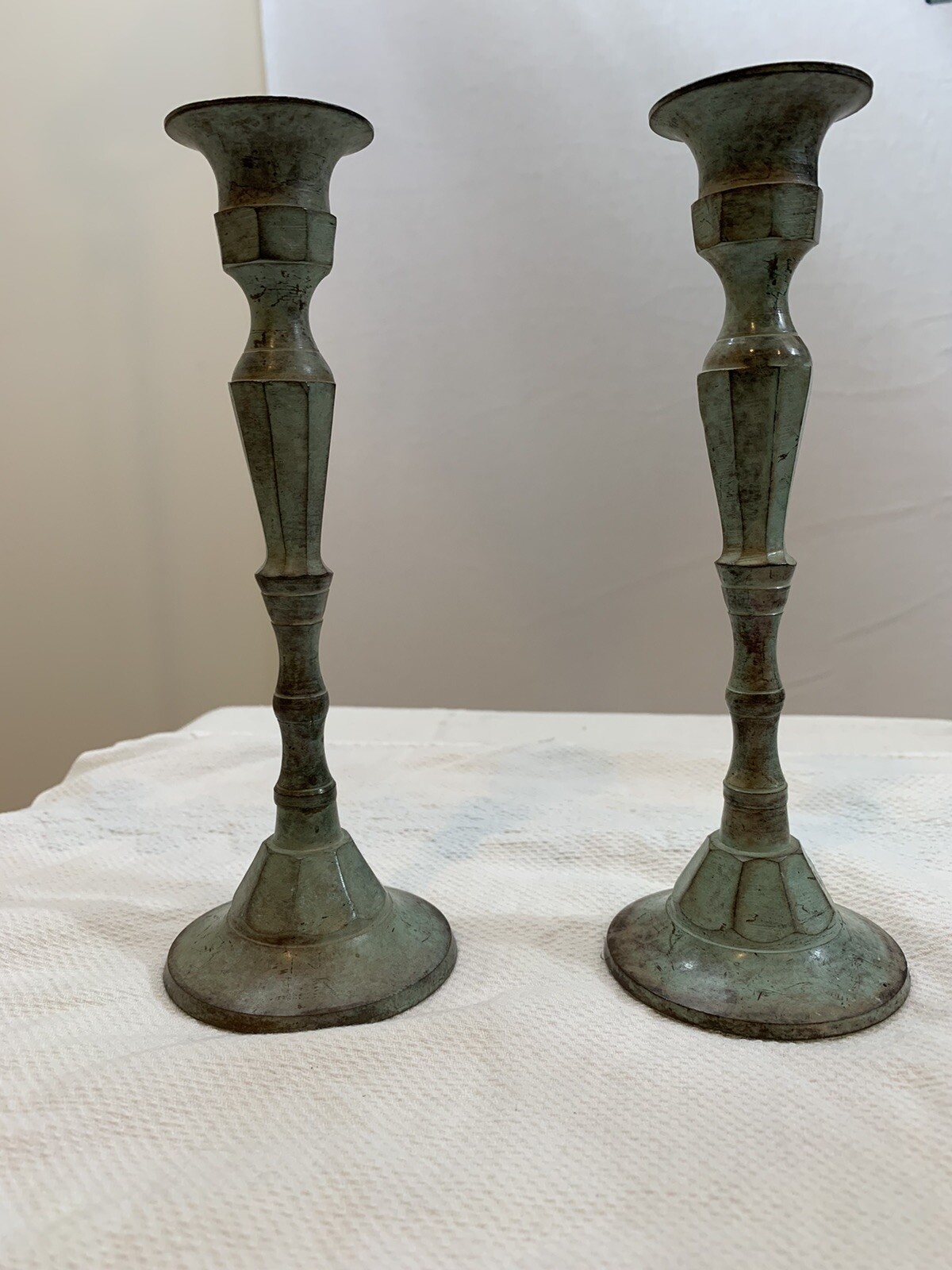 HOSLEY Classic Collection Patina Candle Stand Set Of 2 Candle Holders 8