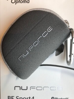 NuForce soft pouch for Sports earphones earbuds with carabiner