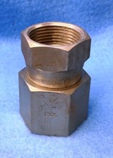 PARKER SWIVEL NUT FEMALE CONNECTOR, 1" JIC FEMALE, 1-5/16" FEMALE SWIVEL 