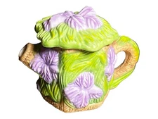 Noble Ball Floral Tea Pot w/Lid Excellent Used Condition 3.5”T x 4.5”L x 3”W