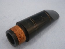 VANDOREN B45 HARD RUBBER Bb CLARINET MOUTHPIECE - READ...HAS MINOR DAMAGE