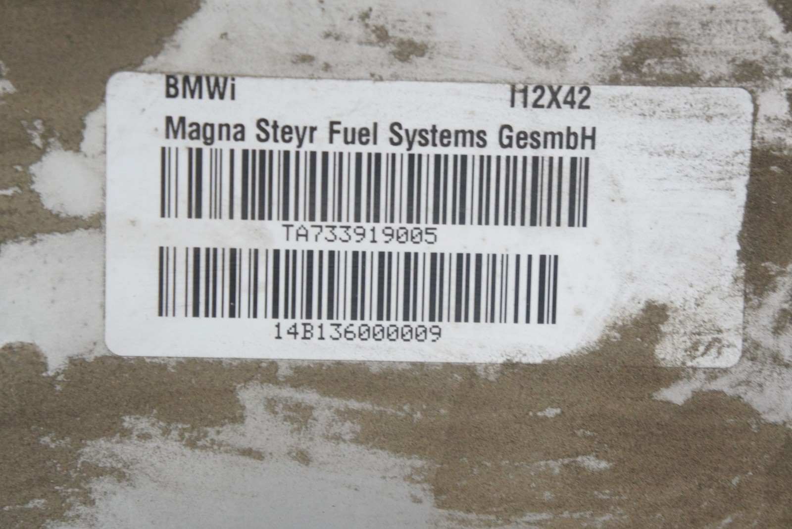 Gas Fuel Tank Filler Pipe Set 16117393746 16137339283 OEM BMW i8 2014-20