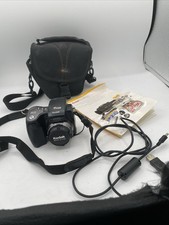 Kodak EasyShare 5.0MP 10x Zoom Digital Camera w/Accessories NOT TESTED