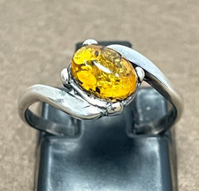 CUTE STERLING SILVER AMBER RING size 5.25