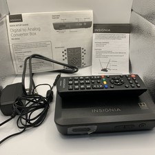   INSIGNIA  NS-DXA3 DIGITAL TO ANALOG CONVERTER BOX- New- NO BOX