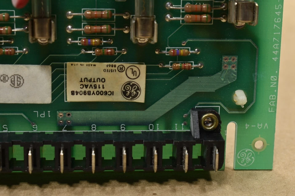 GE FANUC IC600YB904B,  115 VAC Output Module - Image 3 of 4