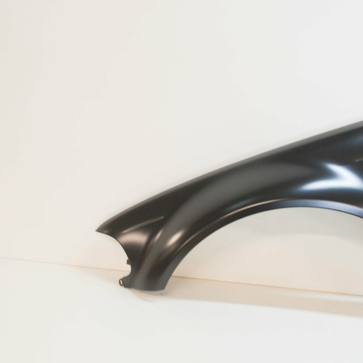 BMW M3 Coupe E46 Front Left Fender Side Panel 7894337 41357894337 