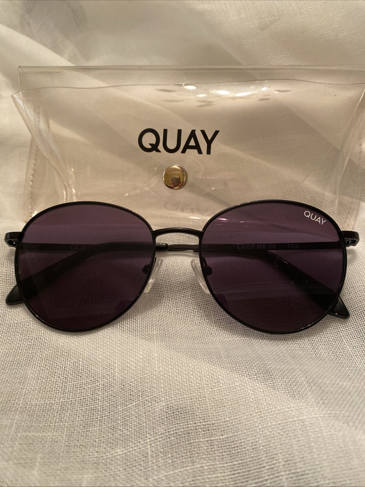 Quay Loop Me In Black Purple Gradient Sunglasses-image