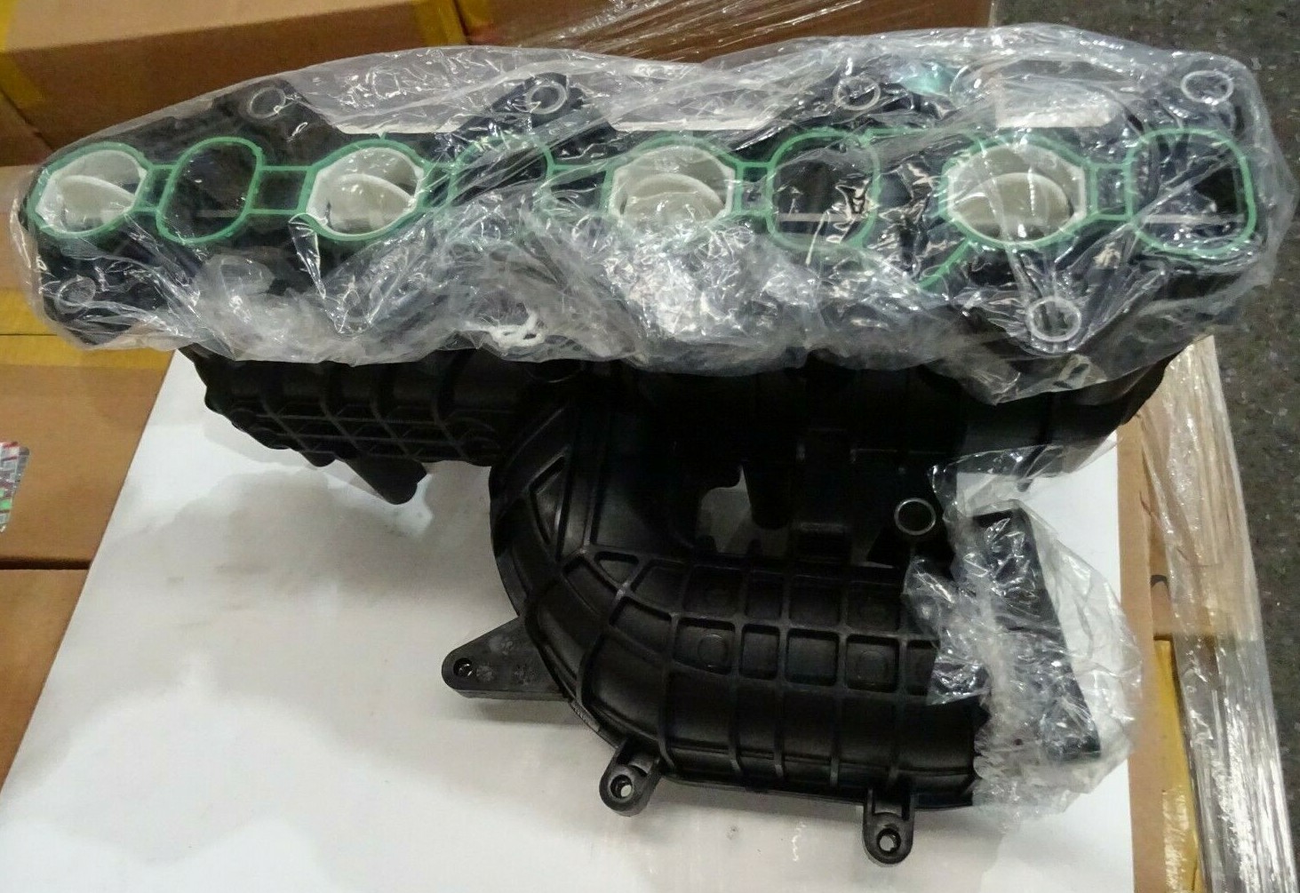 Genuine Holden New Intake Manifold suits Holden CG Captiva 5 + 7 2011