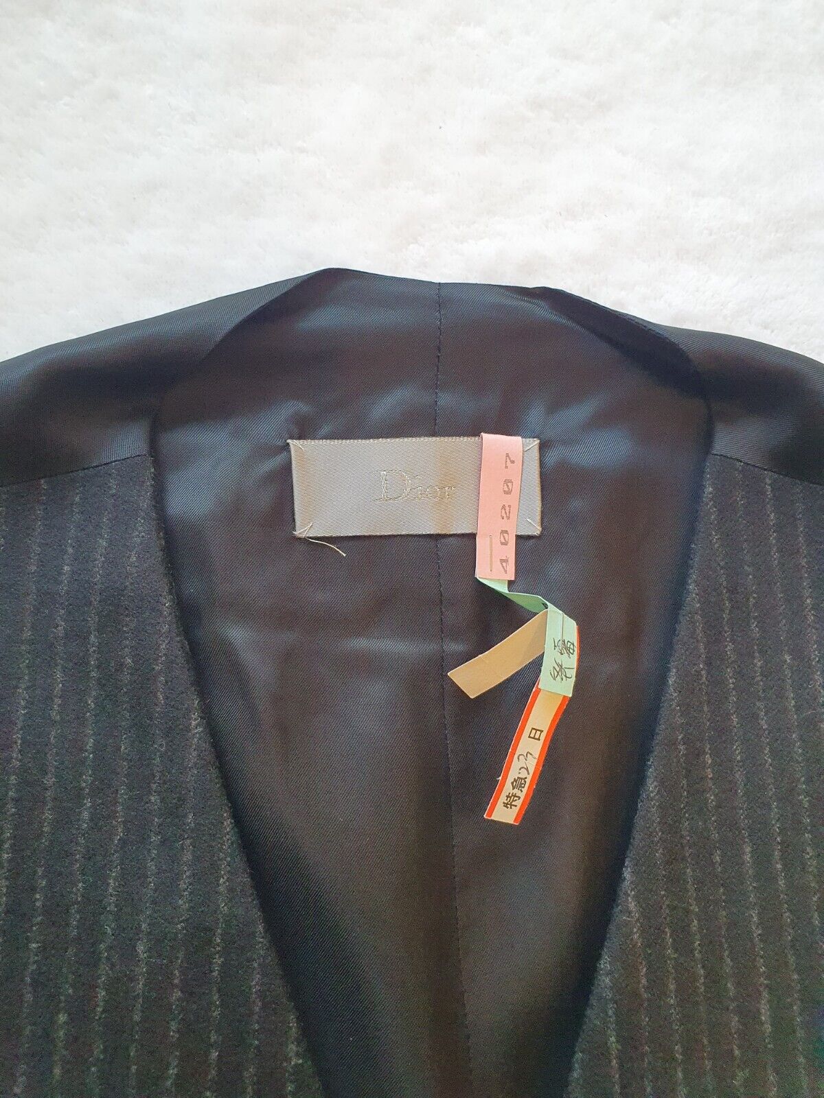 Picture 7 of 24