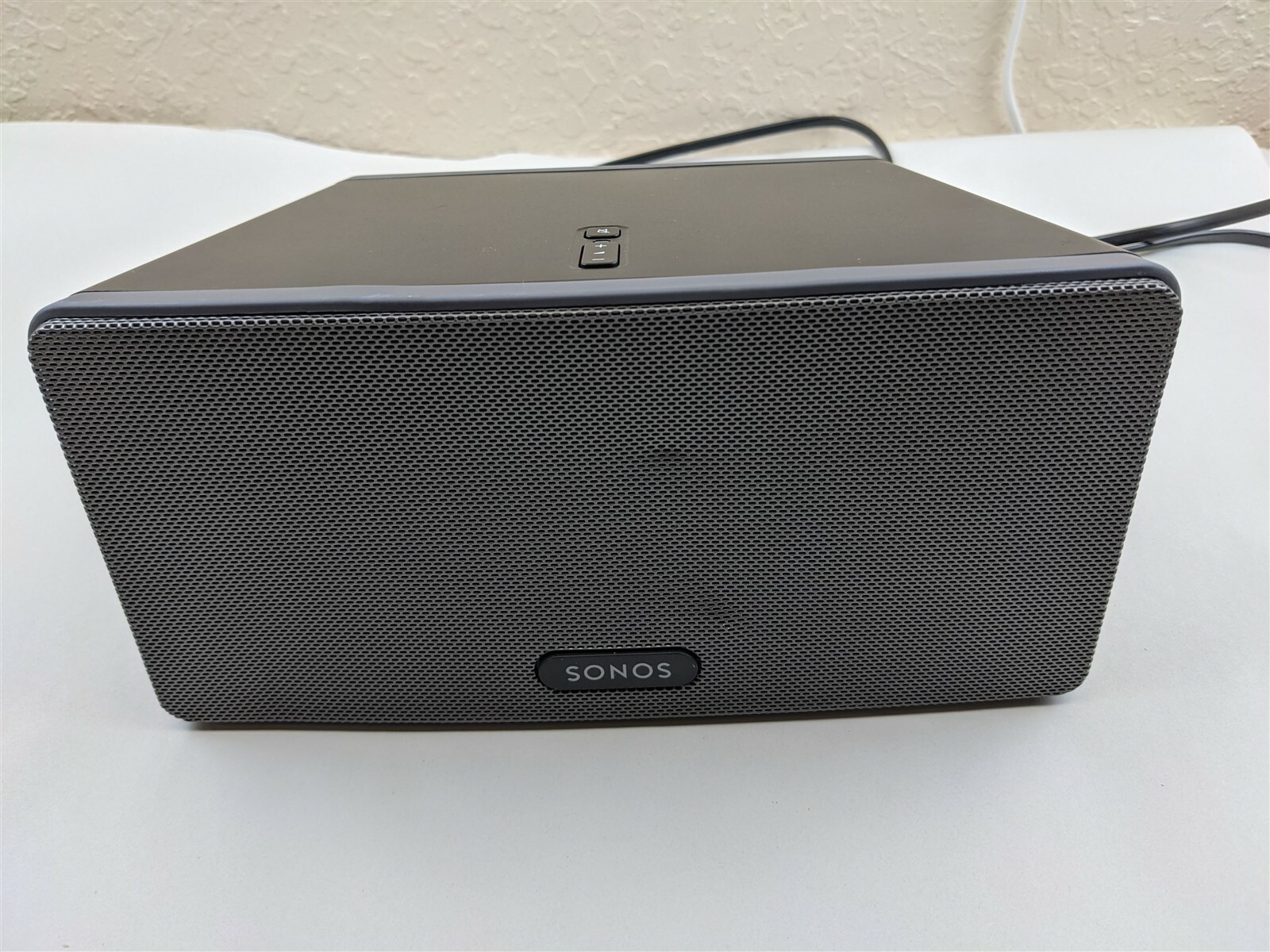 sonos play 3 smart speaker