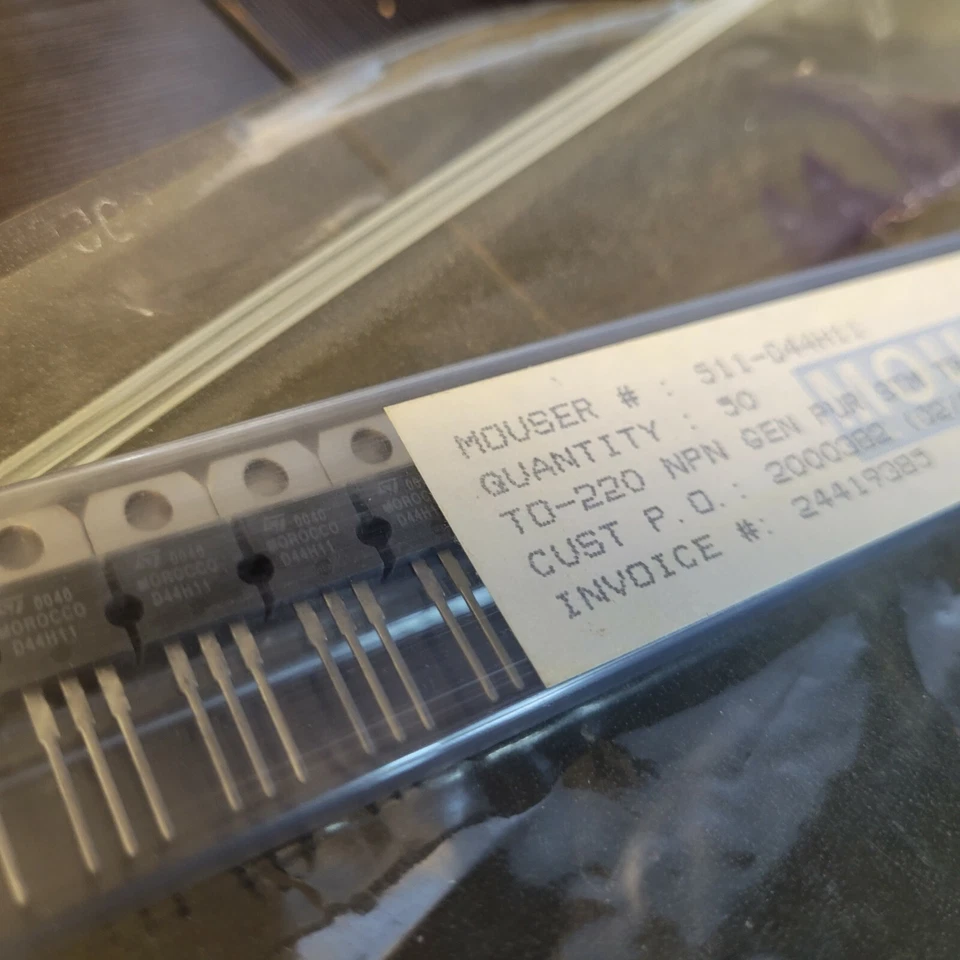 (50 PIEZAS) 511-D44H11 STMicroelectronics SGS NUEVO TUBO DE FÁBRICA D44H11 VENTA $99 Foto 3 de 3