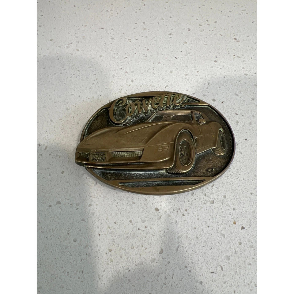 Cinturón de latón Corvette vintage buck por Award Design Metals  Foto 2 de 4