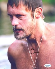 Alexander Skarsgard "Pillion" AUTOGRAPH Signed Shirtless 'Ray' 8x10 Photo ACOA