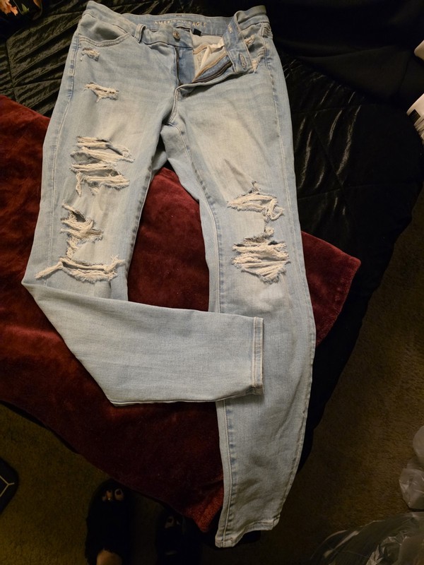 American Eagle Olivy High Rise Jegging Distressed Light Blue Size 12 Long
