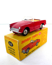 DINKY TOYS ENGLAND  AUSTIN HEALEY SPRITE  REF 112  TRÈS BON ÉTAT  1961/66  1/43è