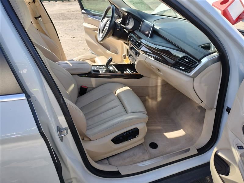 20142018 BMW X5 Transmission Shifter Assy Floor Mount 61316832381 OEM