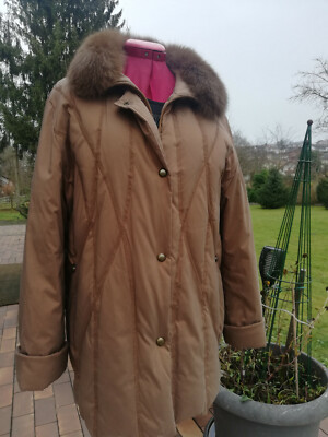 ECHTE DAUNENJACKE *MARCONA*MANTEL PELZ 44 /46 BEIGE LEICHT GLÄNZEND SEHR  WARM