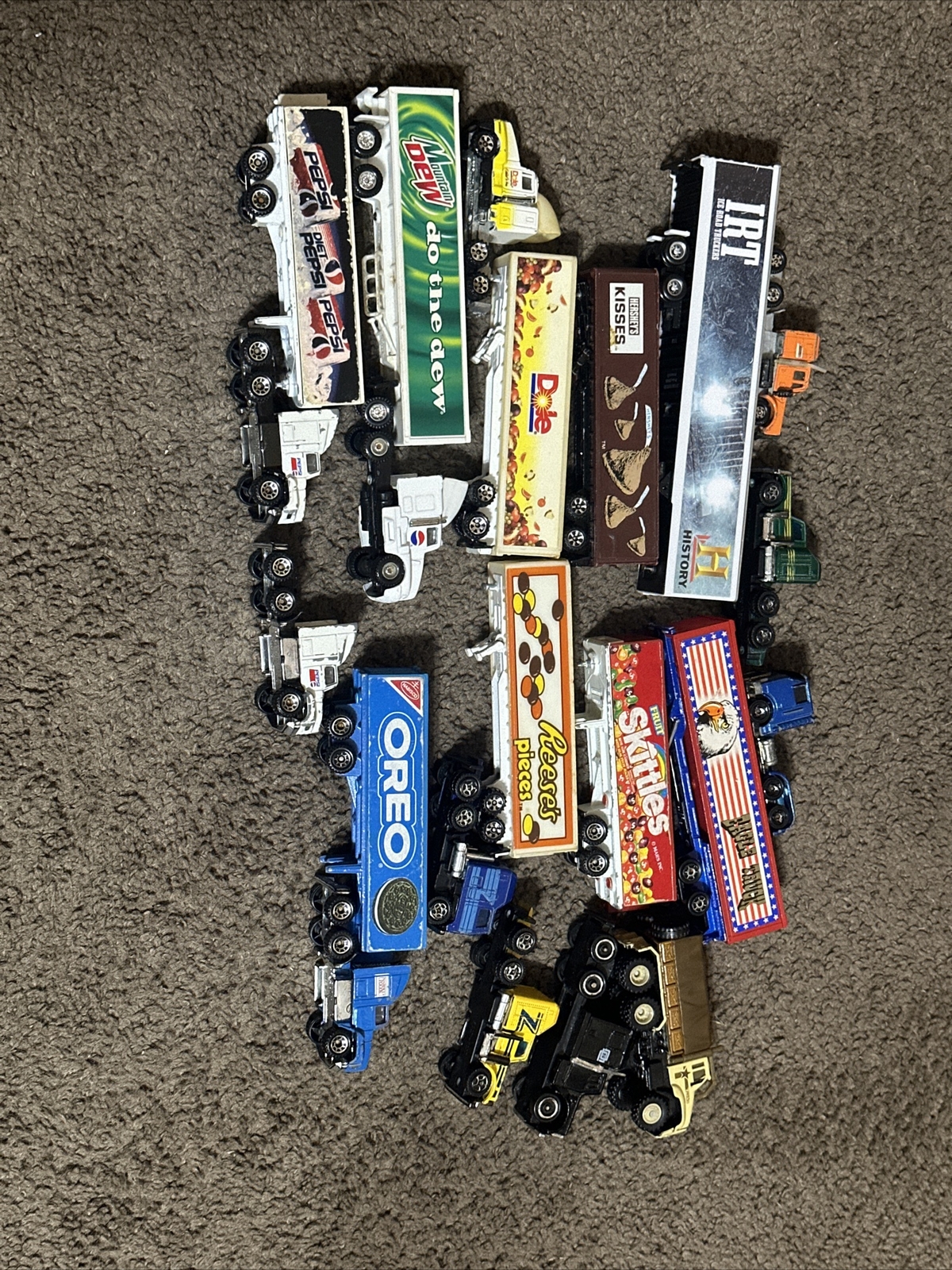 Die cast Semi Trailers And Tractors. Road Champs, Matchbox Etc