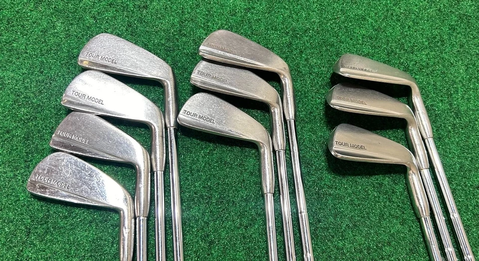 Juego de hierros Golfsmith TOUR MODEL 2-SW VINTAGE RARO ejes True Tempter diestro Foto 2 de 4