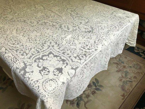 ATQ Vintage Ivory Color Quaker Lace Tablecloth Cherubs Floral Pattern 66x90'' - Picture 1 of 12