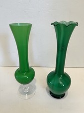 Pair Of 2 Emerald Green Art Glass Bud Vases Fluted Swirl 8”
