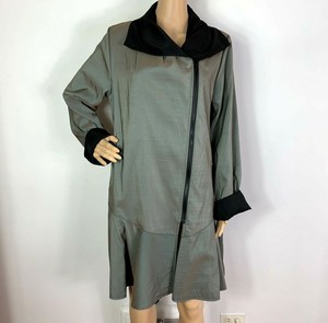 janska raincoat
