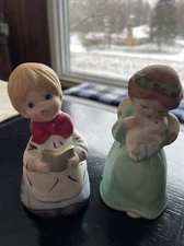 VTG Jasco Merri-Bells 2 Christmas Theme Characters Bells Choir Angel Figurines