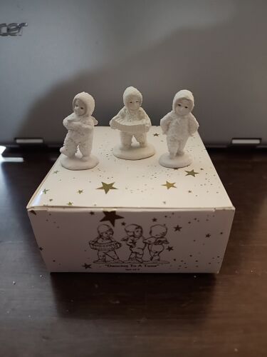 Snowbabies Miniatures - Dancing To a Tune  - Picture 1 of 5