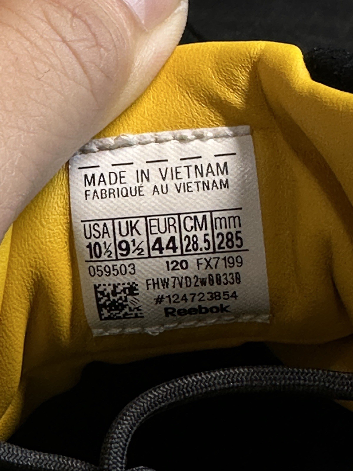 Size 10.5 - Reebok Answer 5 AI Bethel High Green Black Basketball V