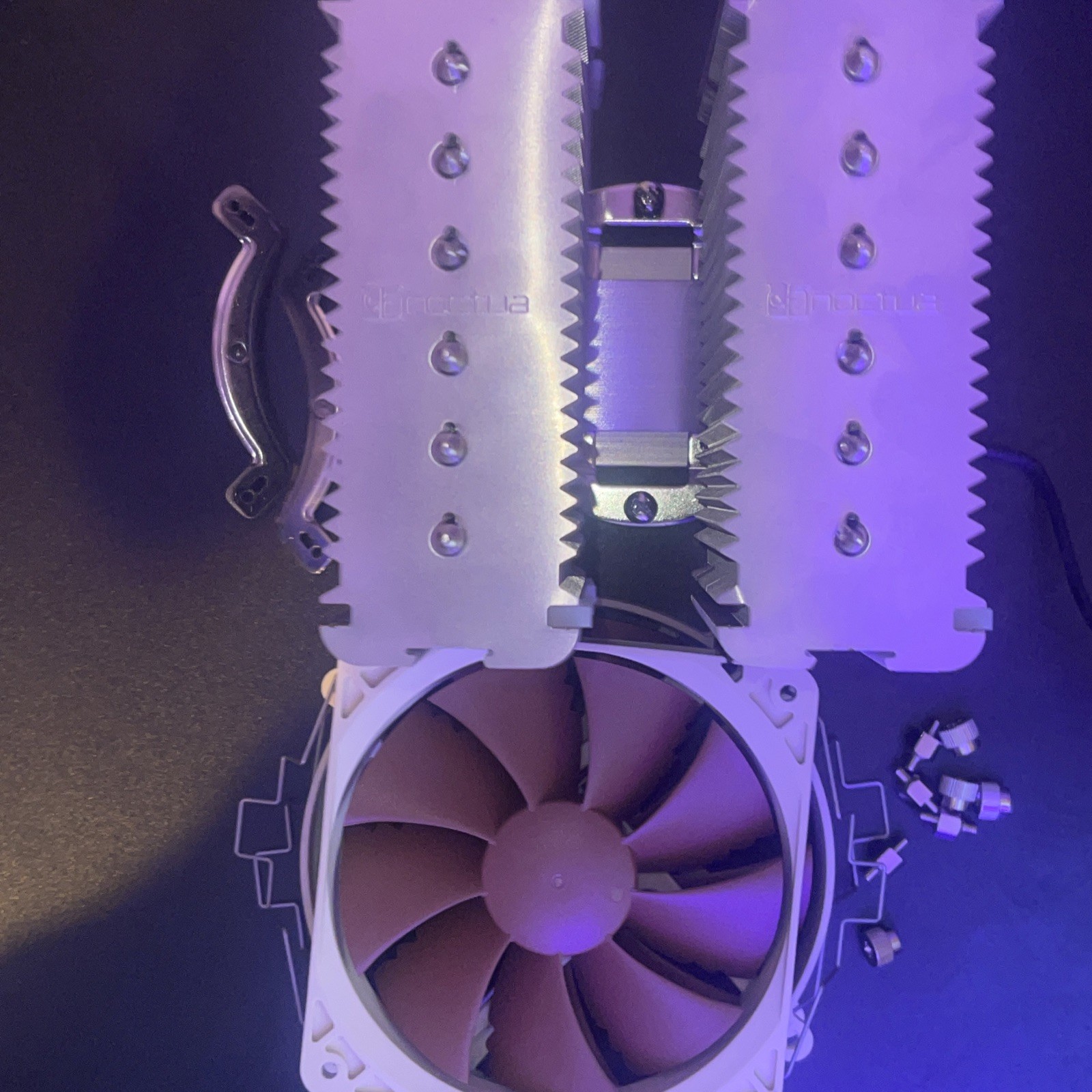 Noctua NH-D15 Dual-Tower Dual-Fan 140mm CPU Cooler w/LGA2011/2066 mounts. Available Now for $54.99