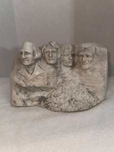 Vintage Mount Rushmore Statue Off White Light Gray Unique Polystone Figure
