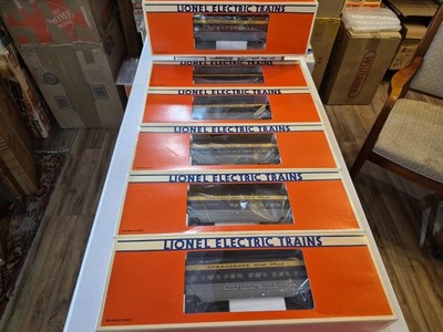 LIONEL 6 C & O 15'' ALUMINUM PASS CARS #19145 / 19150 LN UNUSED BX FREE SHIP