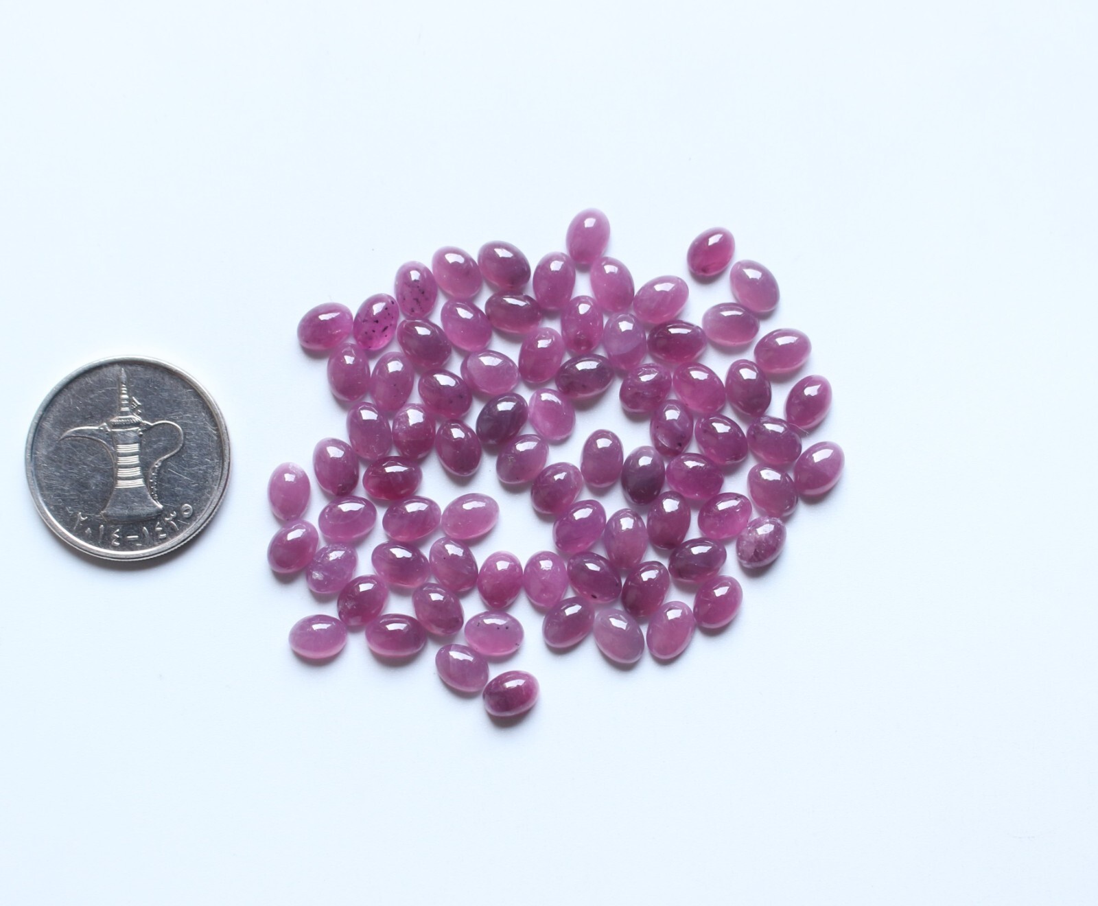 Rubí Cabujón Piedra preciosa Rubí Rojo Natural Suave Pulido Cabina Piedra...