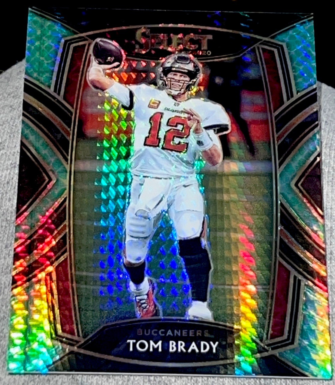 2020 Panini Select Tom Brady Club Level Dragon Scale Prizm Card #201 SP #’D /67!