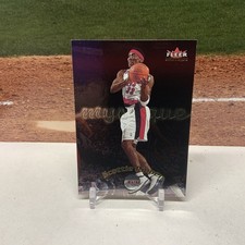 2000-01 Fleer Mystique Scottie Pippen #99 BASKETBALL Portland Trail Blazers