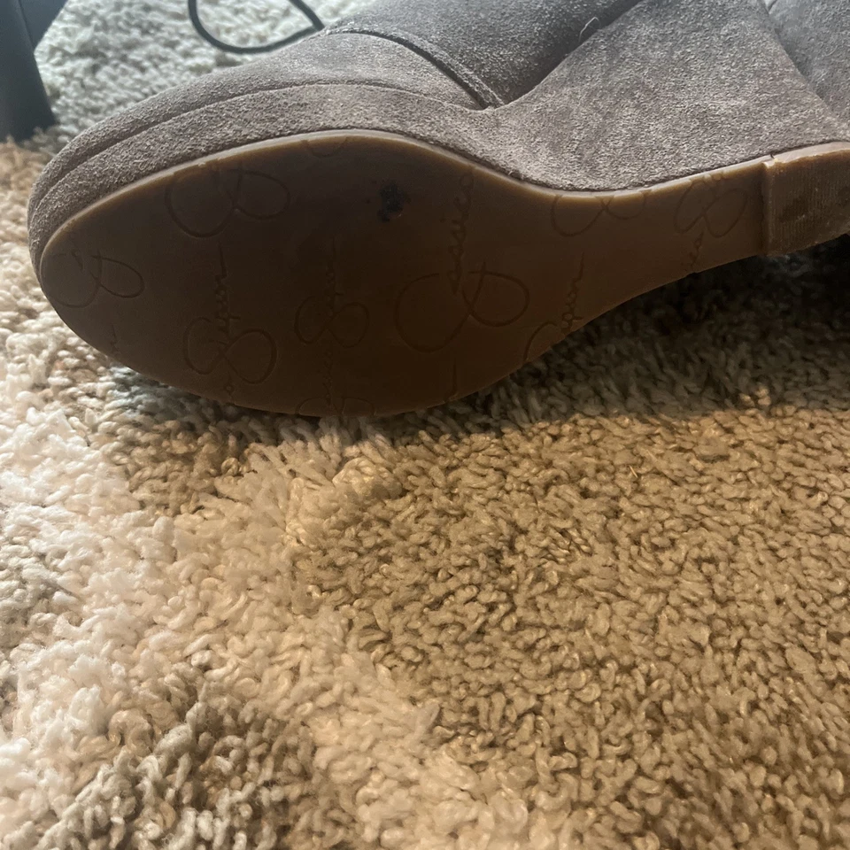 Jessica Simpson Mujer Catcher Gamuza Aceitada Botín Azulejo Gris 6M Con Caja Foto 4 de 4